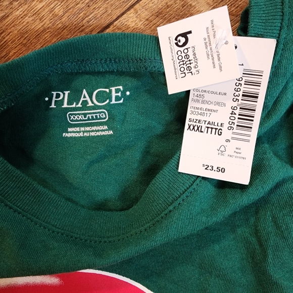 Mama Claus NWT Tee - Picture 5 of 5